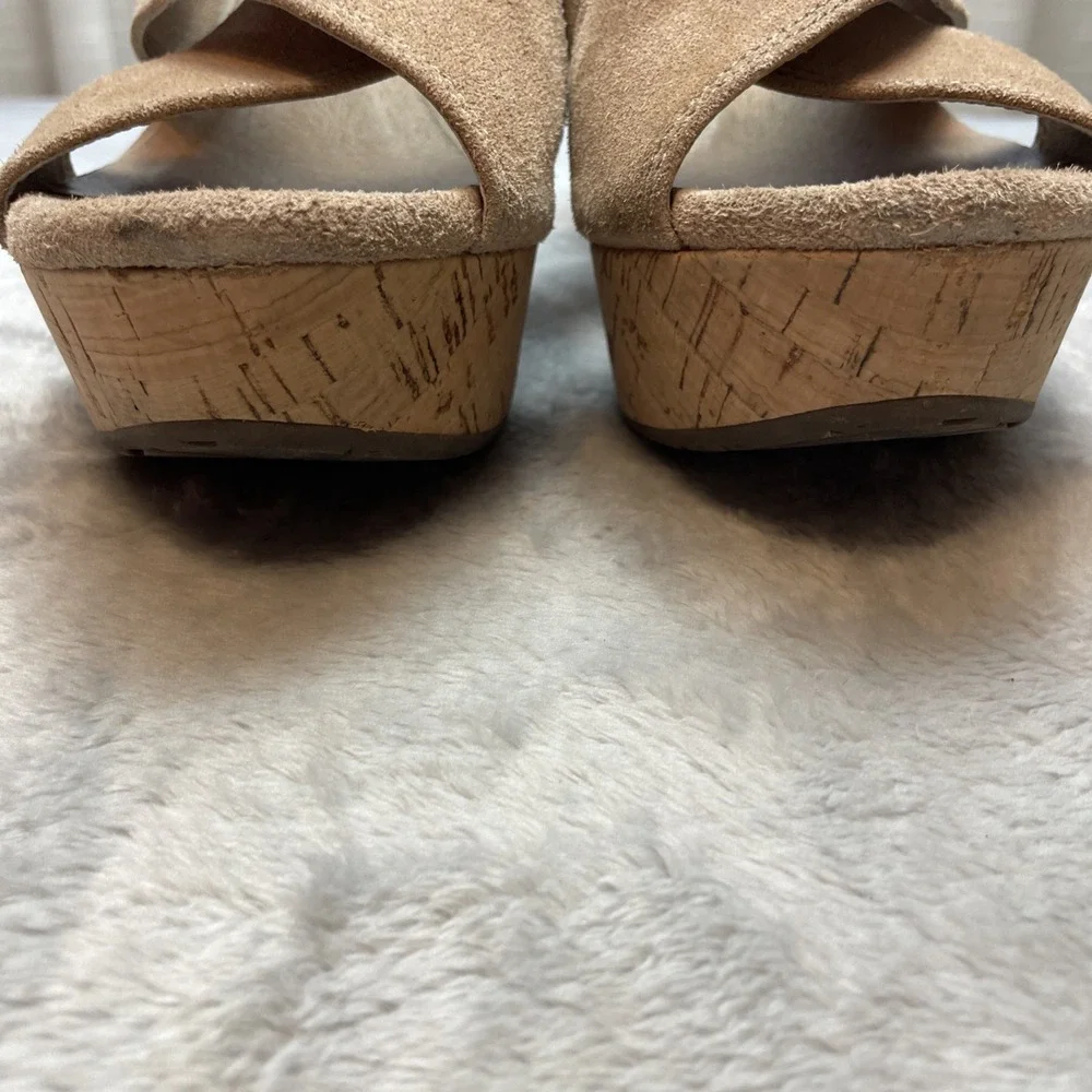 Chocolat Blu Wendy Platform Wedge Slide Sandals Size 6.5 Beige Suede Cork Heel‎